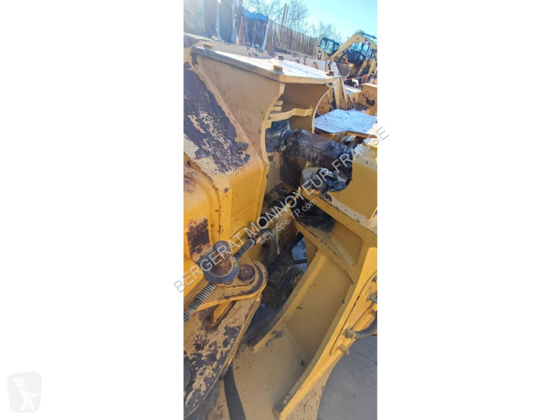 Bulldozer Caterpillar D6N4F LGP