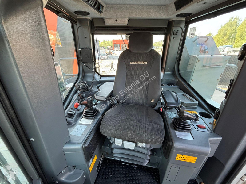 Bulldozer Liebherr 776 G6.0 RIPPER / Service...