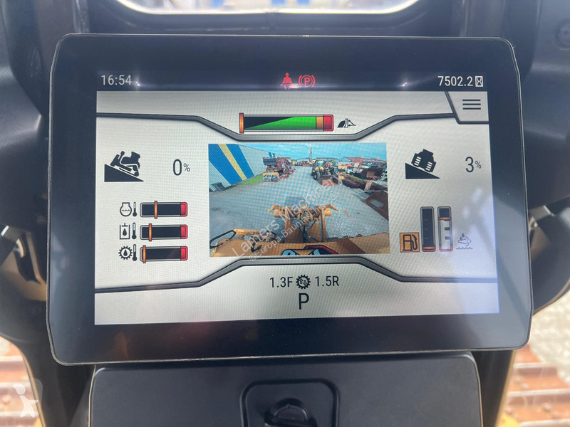 بلدوزر Caterpillar D6 XL next generation .