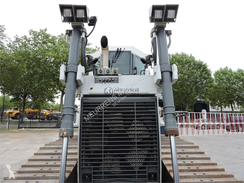 بلدوزر Liebherr