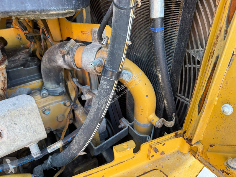 Булдозер Caterpillar .