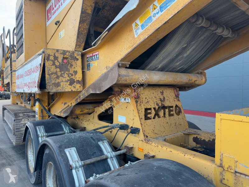 بلدوزر  Extec Screens & Crushers C12...