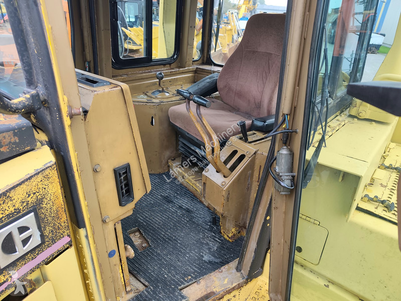 Bulldozer Caterpillar D6H