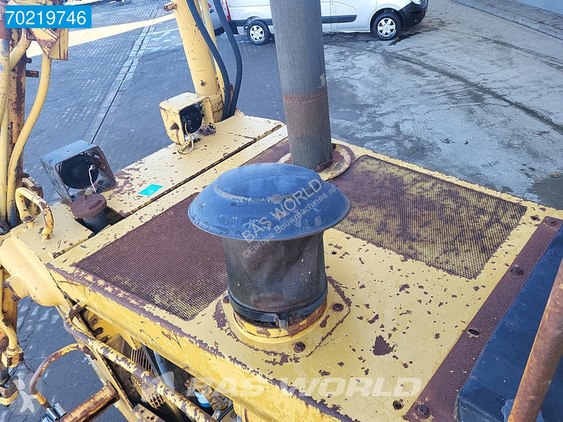 بلدوزر Caterpillar D8 N