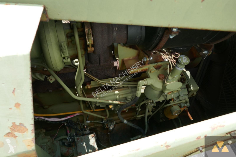 بلدوزر Caterpillar Ex-army