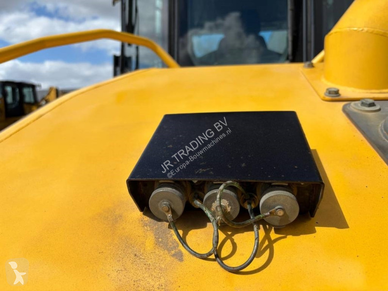 بلدوزر Komatsu EX-24 (GPS Prepared)
