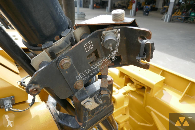 Bulldozer Caterpillar D6T