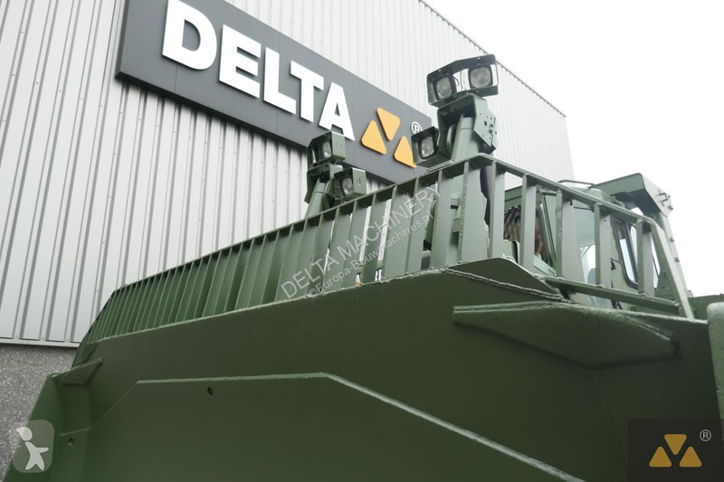 Buldozér Caterpillar Ex-army