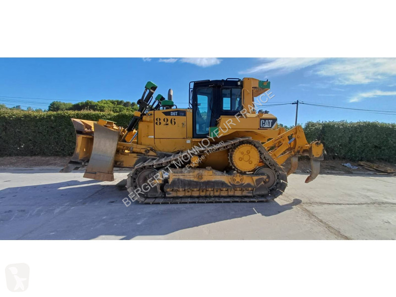 Buldozér Caterpillar D6T3B XW