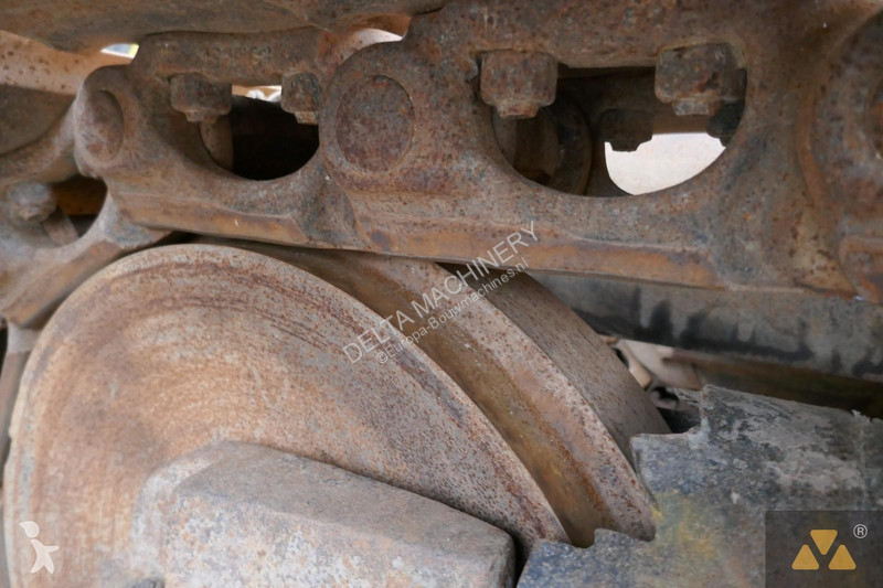 Buldozér Komatsu EO