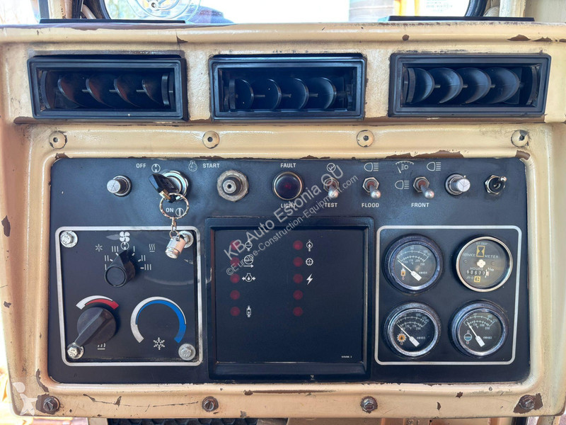 بلدوزر Caterpillar D 8 N Full maintenance done...