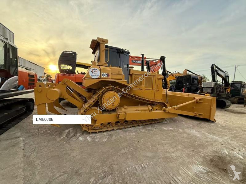 بلدوزر Caterpillar D8R