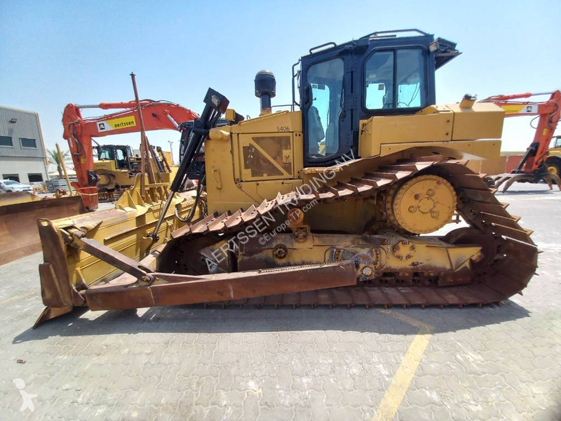 Bulldozer Caterpillar D6R (Abu Dhabi)