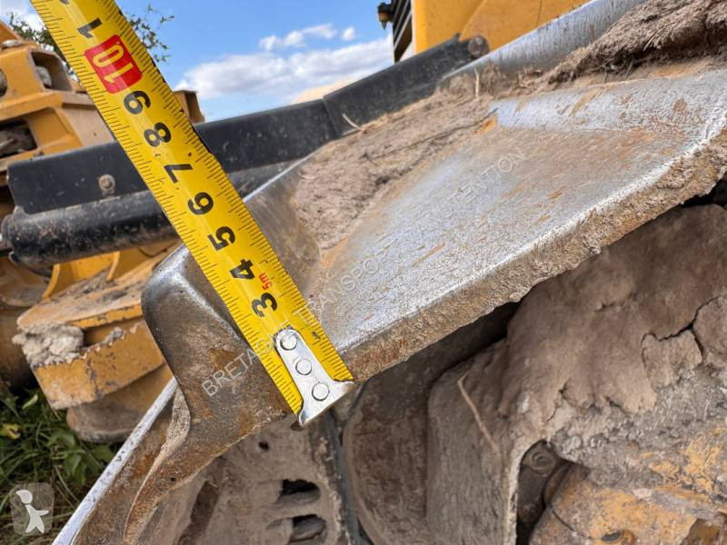 Buldozer Caterpillar