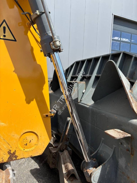Buldozér Liebherr PR 756