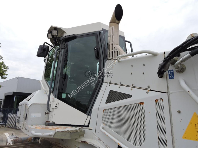 بلدوزر Liebherr