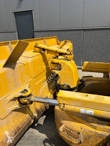 بلدوزر Komatsu D 71 PXi-24EO