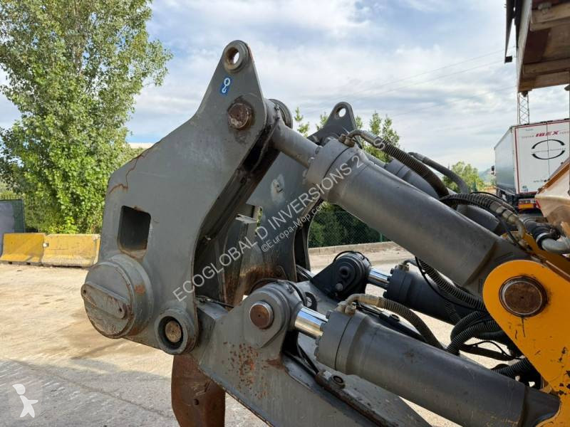 Bulldozer Liebherr PR 746 L