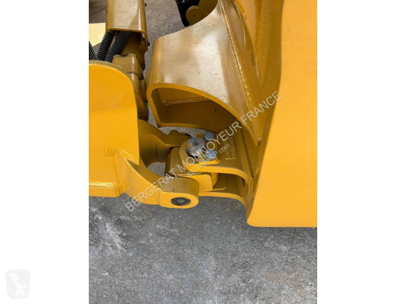 Бульдозер Caterpillar