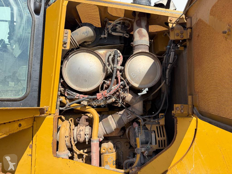 Bulldozer Caterpillar D6T XL - 3 Tine Ripper /...