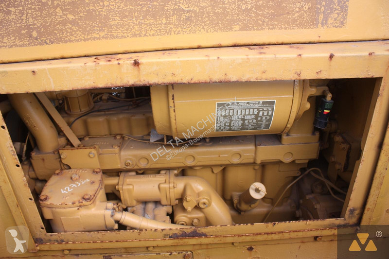 Bulldozer Caterpillar D6E Pipe carrier