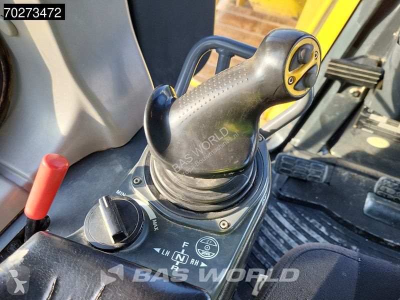 بلدوزر Komatsu D65 -18
