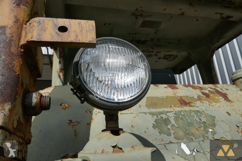 بلدوزر Caterpillar Ex-army