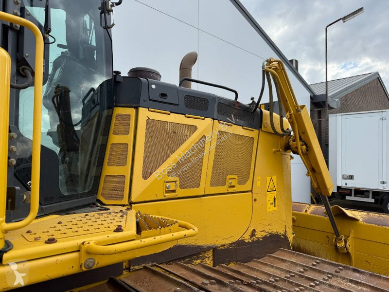 بلدوزر Komatsu - Backup Camera / Airco / CE + EPA