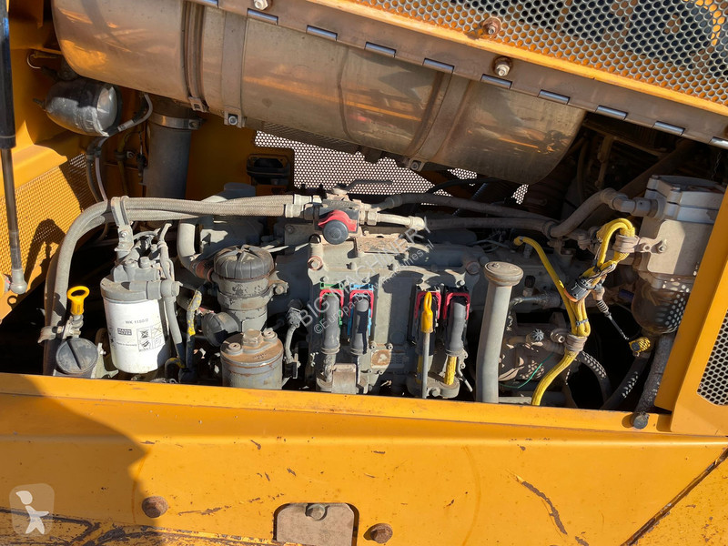 بلدوزر Liebherr 736LGP