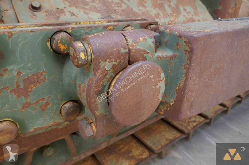 Buldozér Caterpillar Ex-army