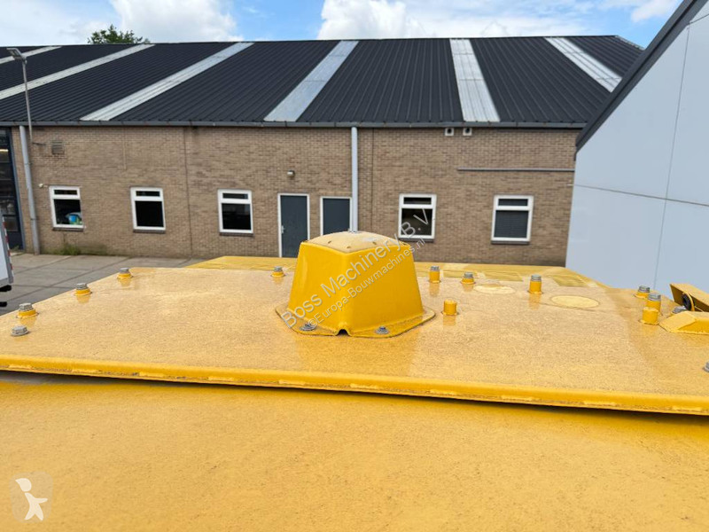 Бульдозер Komatsu i-24 - Folding Blade / Ripper...
