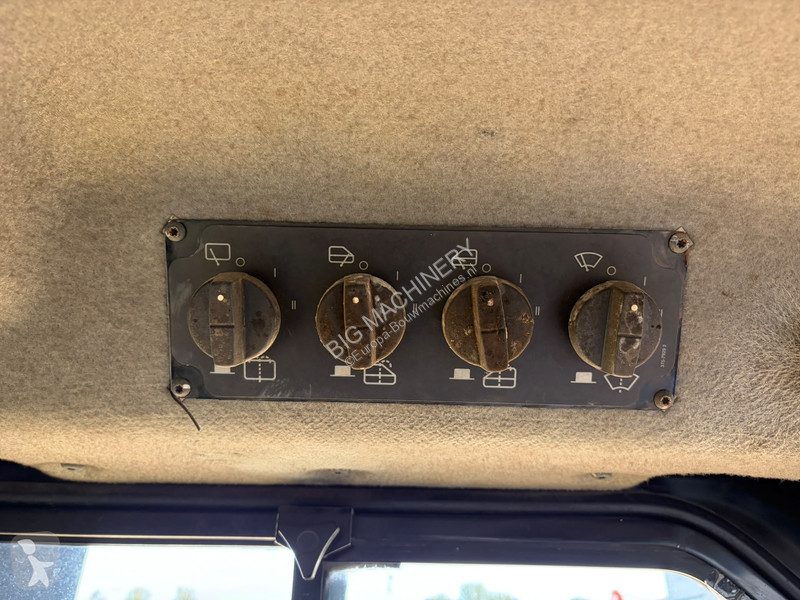 Булдозер Caterpillar D6R2