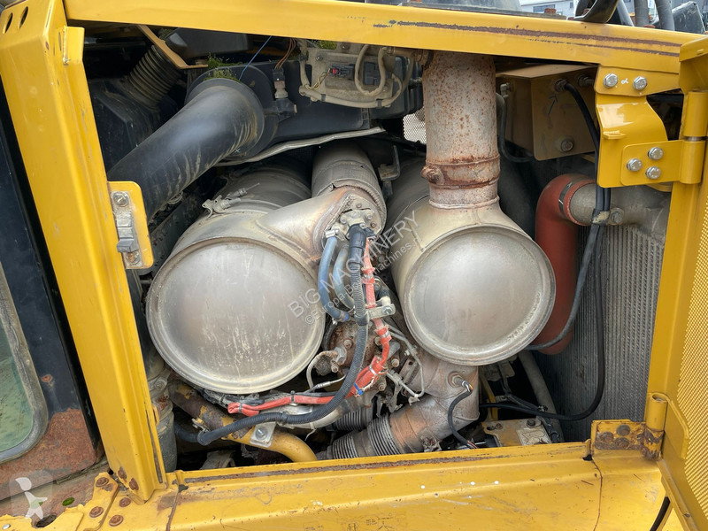 Buldozer Caterpillar D6T
