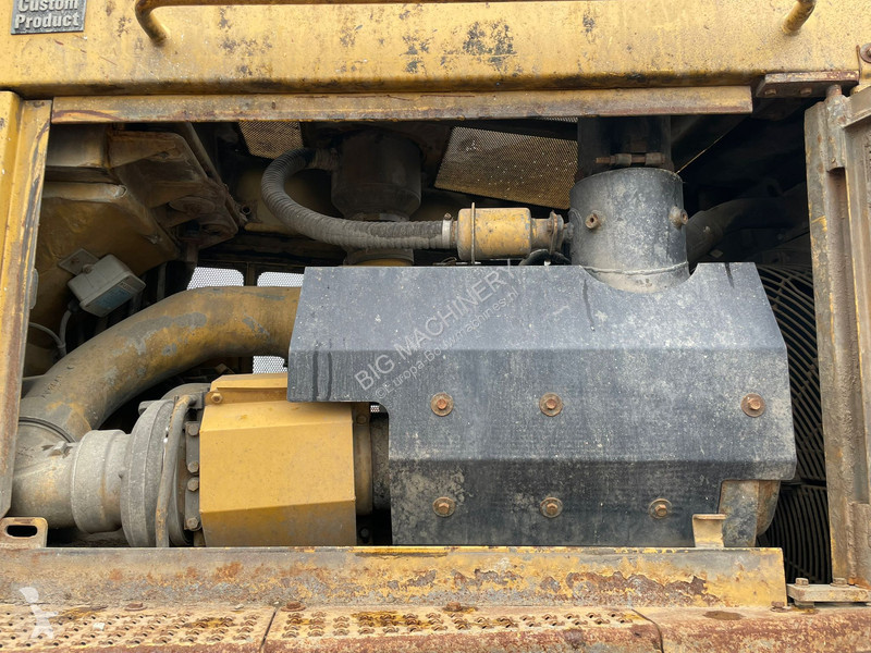 Бульдозер Caterpillar