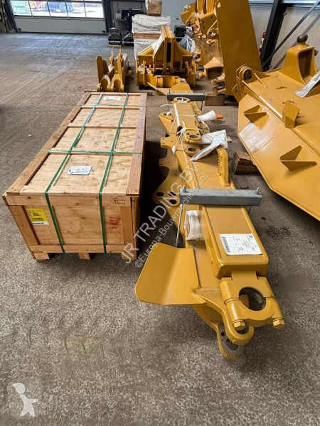 Buldozér Caterpillar D 8 GC (New / Non CE)
