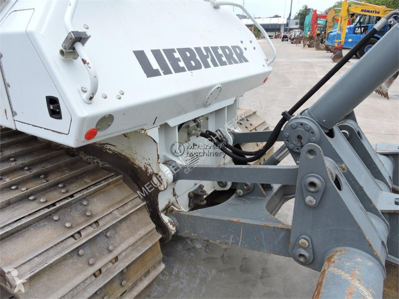 بلدوزر Liebherr