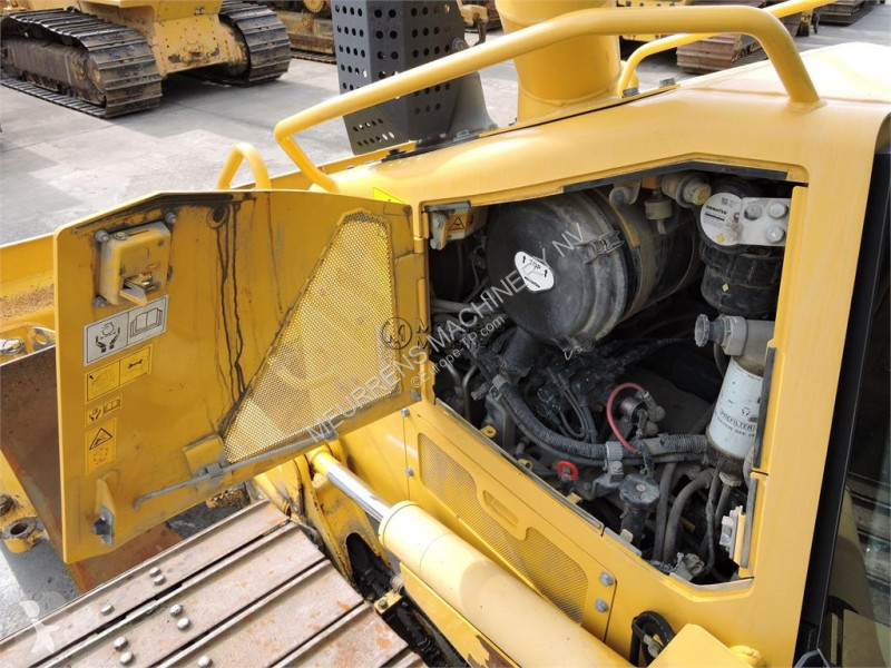 بلدوزر Komatsu I-24 + GPS