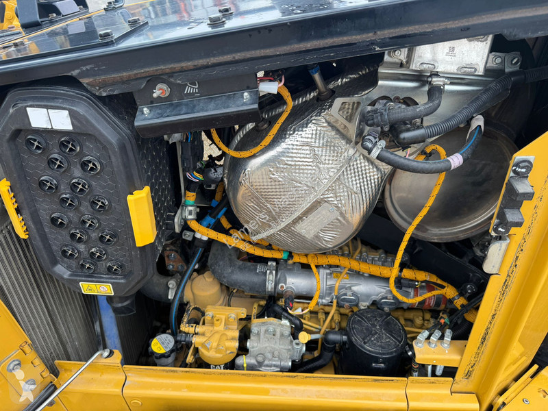 Bulldozer Caterpillar D5 -17A LGP .
