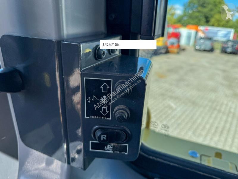 Бульдозер Komatsu D65PXI18 mit Heckaufreißer GPS