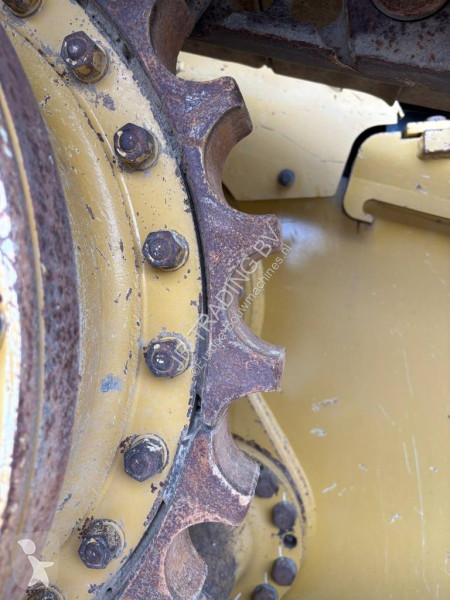 بلدوزر Caterpillar (Foldable Blade / Ripper)