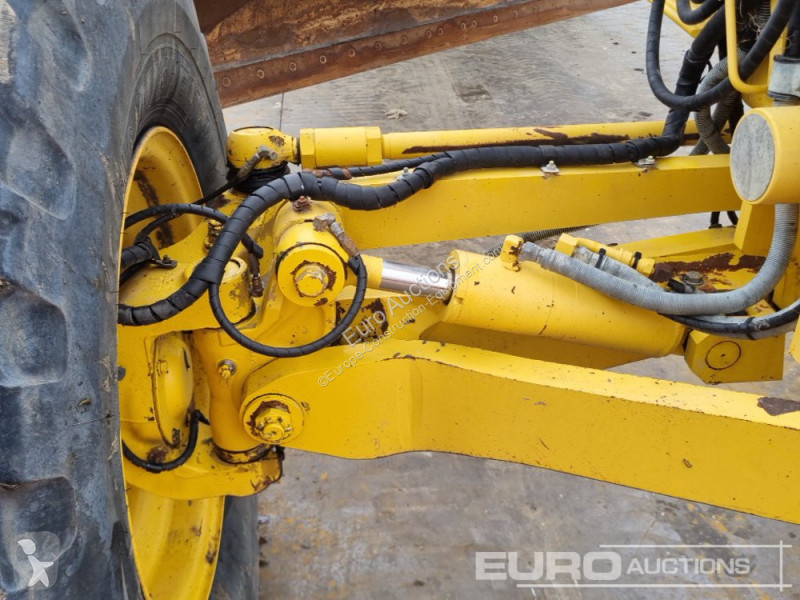 Buldozer Komatsu GD655-6