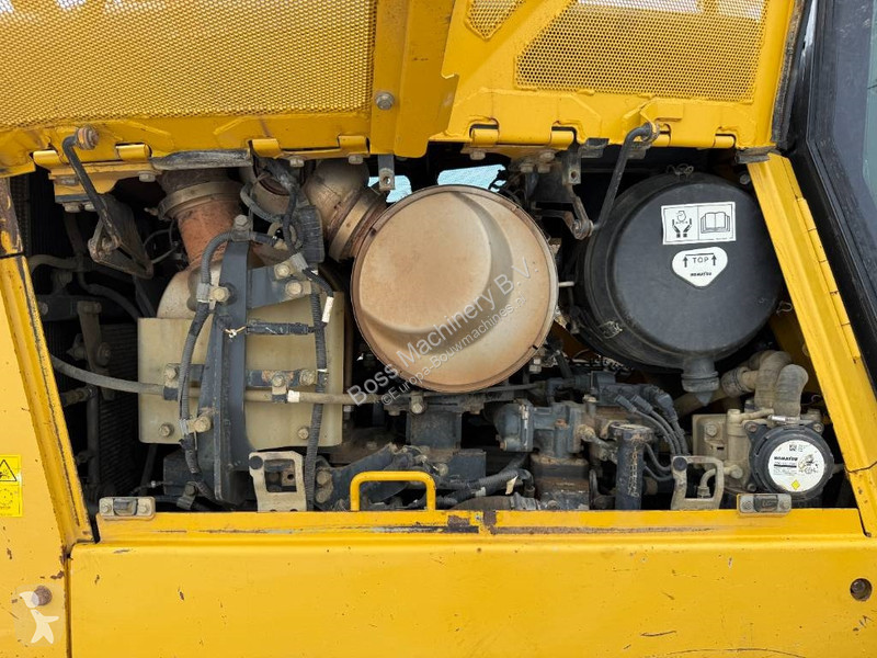 بلدوزر Komatsu - Backup Camera / Airco / CE + EPA