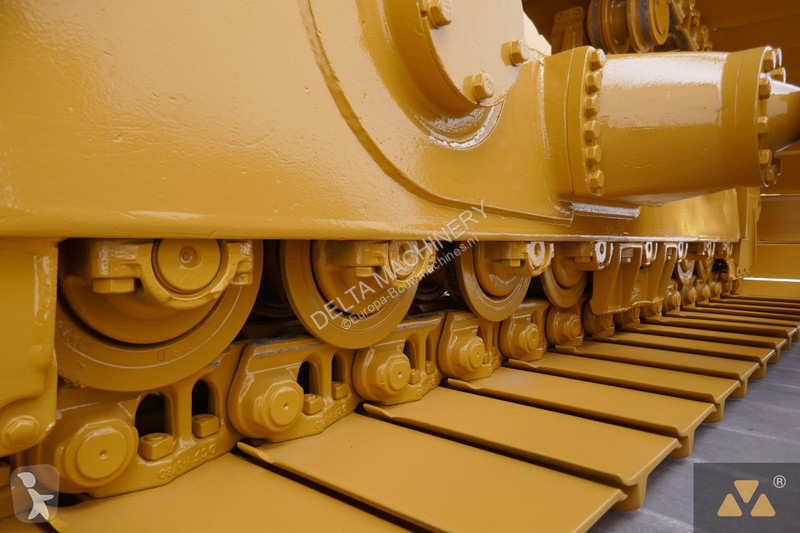 بلدوزر Caterpillar D6T