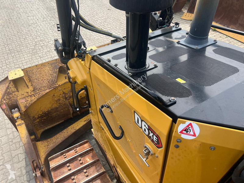 بلدوزر Caterpillar D6 XL next generation .