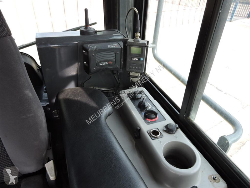 بلدوزر Komatsu I-24 + GPS