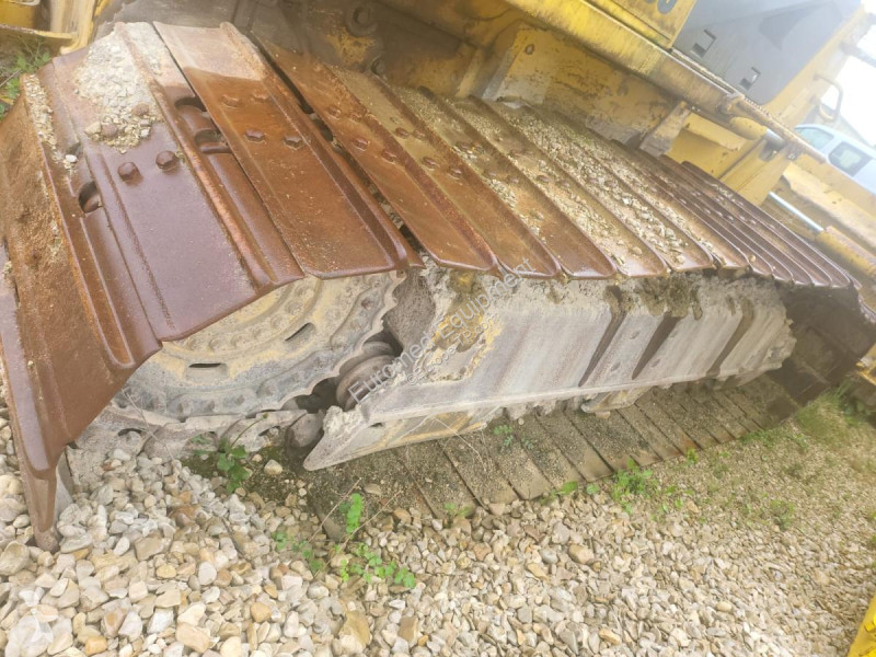 بلدوزر Komatsu
