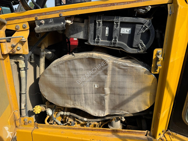 Bulldozer Caterpillar D6T