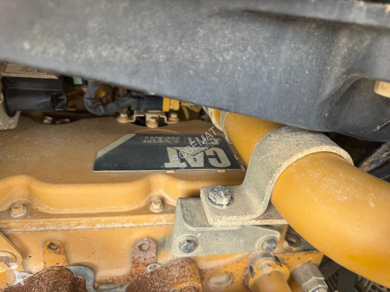بلدوزر Caterpillar D6N
