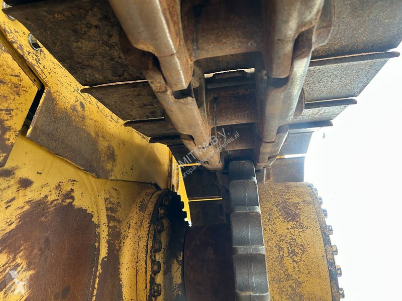 بلدوزر Caterpillar R II