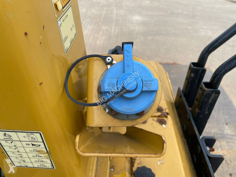 Buldozer Caterpillar D6T